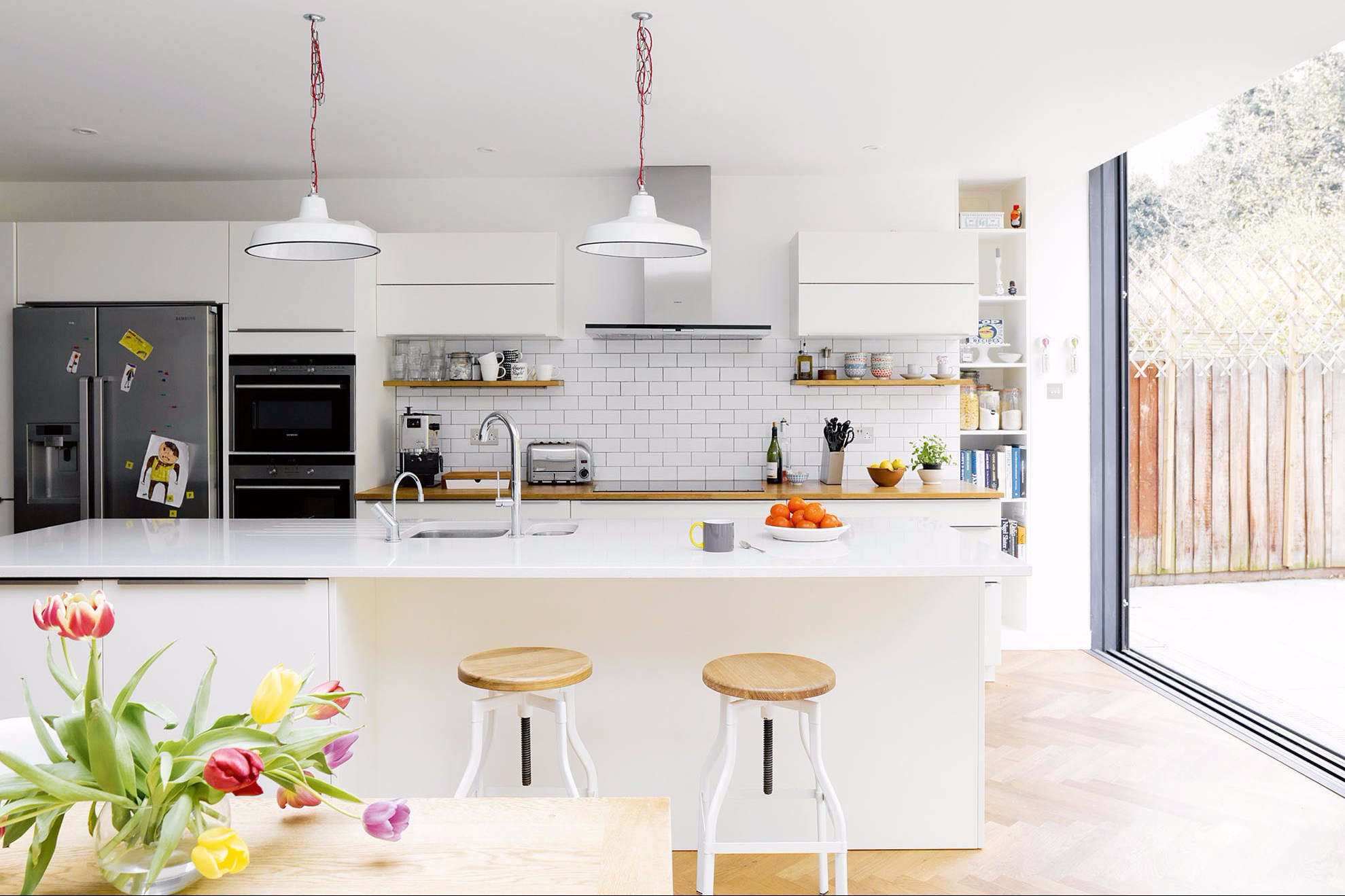 Contoh Desain Interior Ruang Keluarga Menyatu Dengan Dapur